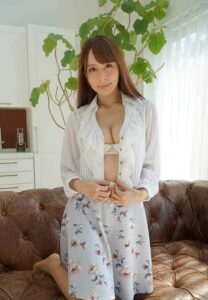 Jessica-Kizaki-housewife