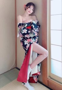 Minami-Aizawa-kimono