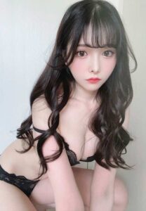 Arina-Hashimoto-Bron