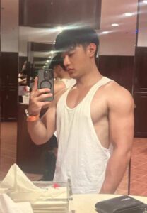 Jaturaporn-Nayokchon-mirror