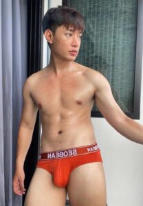 Jaturaporn-Nayokchon-red