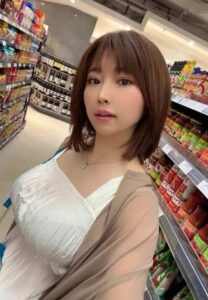 Nanami-Matsumoto-candy