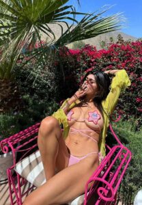 Mia-Khalifa-marijuana