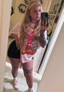 Skylar-Vox-cute Skylar-Vox-cute