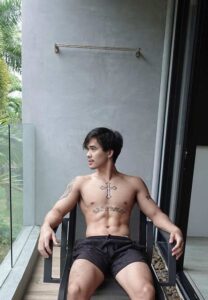 ซัน-ลูกเทวดา-balcony