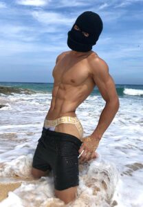 Hawkin-Madrid-เน็ตไอดอล