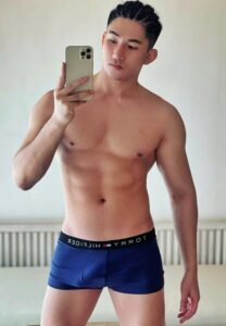 บอส-เตธกร-ล่ำใหญ่