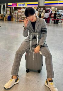 อาสี่-ธนัท-ชุดเท่ อาสี่-ธนัท-ชุดเท่