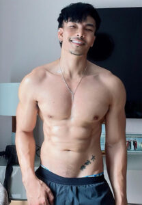 เคน-อุดมศักดิ์-ยิ้ม