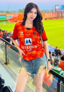 Olive-เน็ตไอดอลน่าสวย