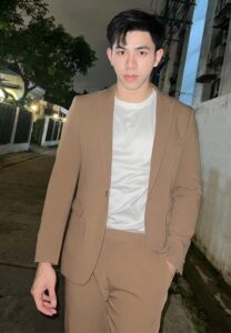 Ji-Ki-นายแบบหล่อเกิน