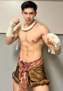 Ji-Ki-นายแบบหล่อเกินต้าน