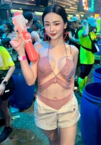 Bam-Benjamad-เน็ตไอดอล Bam-Benjamad-เน็ตไอดอล