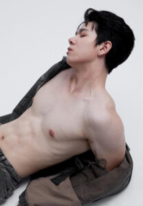 Yi-Gao-ถ่ายแบบฉ่ำ