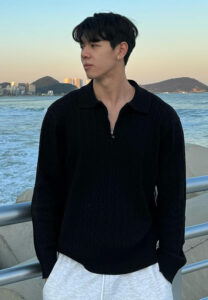 Yi-Gao-เสื้อยืดแขนยาว