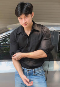 หนึ่งโอโม่-เน็ตไอดอลหล่อ