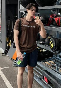 Krit-Sarankrit-นายแบบสายออกกำลังกาย