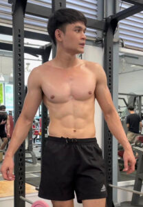 Oat-Putthimet-ซิกแพคแน่น