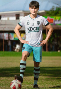 Oat-Putthimet-เล่นกีฬา