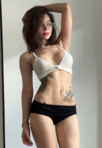 Mmaayy-นางแบบสาวเซ็กซี่