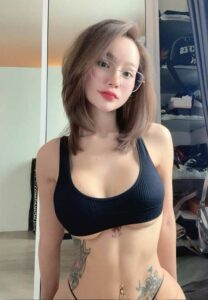 Mmaayy-นางแบบสุดสวย