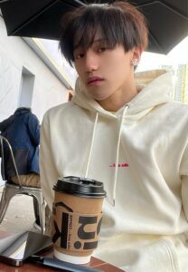 Saveyourtears-หนุ่มหล่อมาก