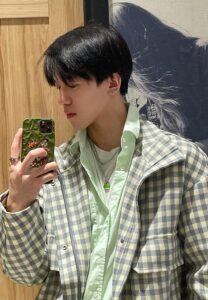 Saveyourtears-เซลฟี่หนุ่มหล่อ