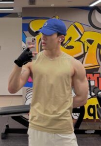 Saveyourtears-เฯ้ตไอดอลชาวจีน