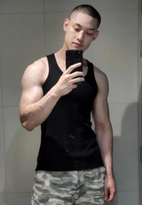 Thanawich-Sattathara-เสื้อกล้าม