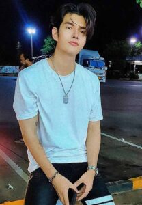 กัสญ์ฐเมธ-ธนจิษกานต์-เท่