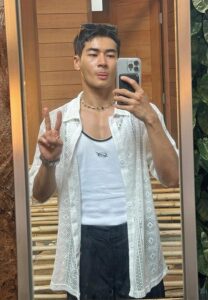 Arm-เสื้อขาว