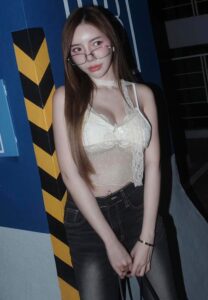 Champ-สาวแว่น