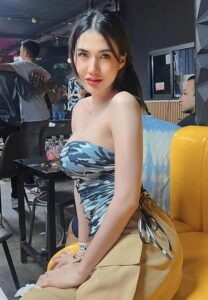 Darin-Firs-สาวหน้าสวย Darin-Firs-สาวหน้าสวย