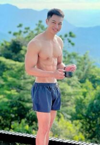 Jiraphong-ชิวชิว