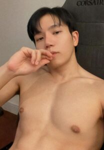 Ritz-Charoensapyanan-กล้ามจึ้ง