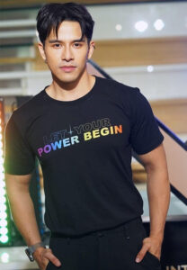 Top-sittichoke-เสื้อยืดดำ