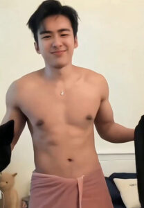 เจ-ไม่เล็กนะครับ-ถอดเสื้อ