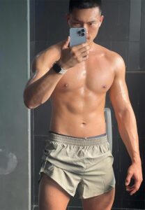 Boonyarich-Jay-กล้าม