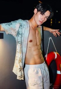 Kantaphat-Tan-ซิกแพคดี Kantaphat-Tan-ซิกแพคดี