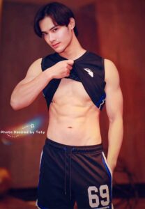 Kantaphat-Tan-โชว์ของ Kantaphat-Tan-โชว์ของ