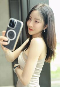 Jarinporn-Boonrit-เน็ตไอดอลเซลฟี่
