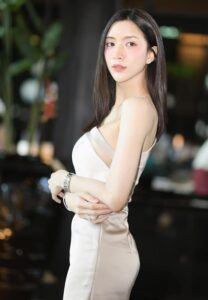 Jarinporn-Boonrit-เน็ตไอดอลใครเรียก