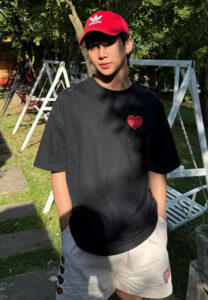 Art-Kiattisak-เสื้อดำ