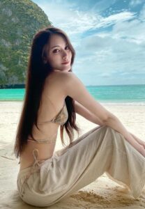 Aum-archita-ริมทะเล