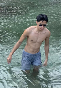 Junior-ใส่แว่น