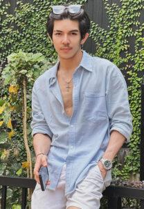 Patrick เชื้ตฟ้า