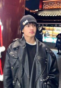 Wuyin-ใส่หมวก