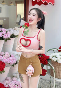 Nakamon-Meesiri-ดอกไม้