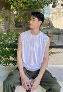 Jade-เสื้อกล้ามสีขาว