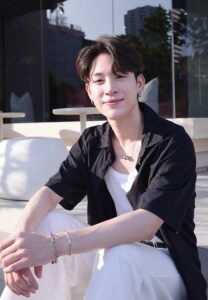 Ome-Sutthipong-ยิ้มอ่อน